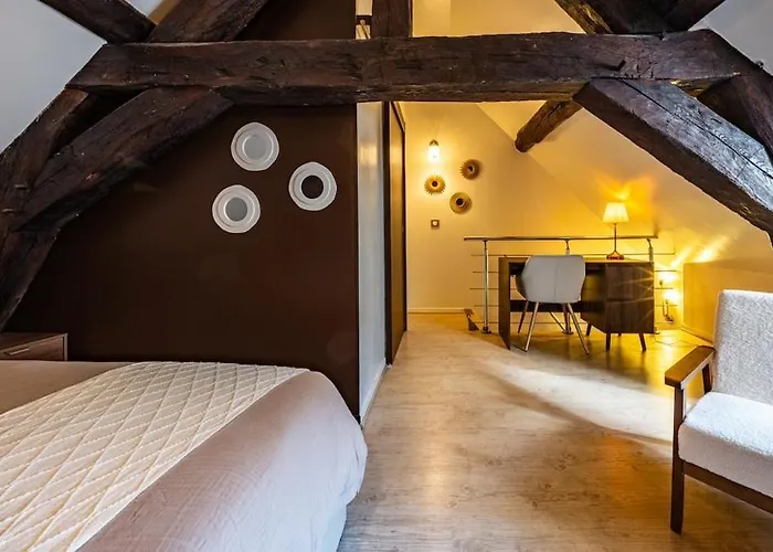 Patio Jeannin * 第戎